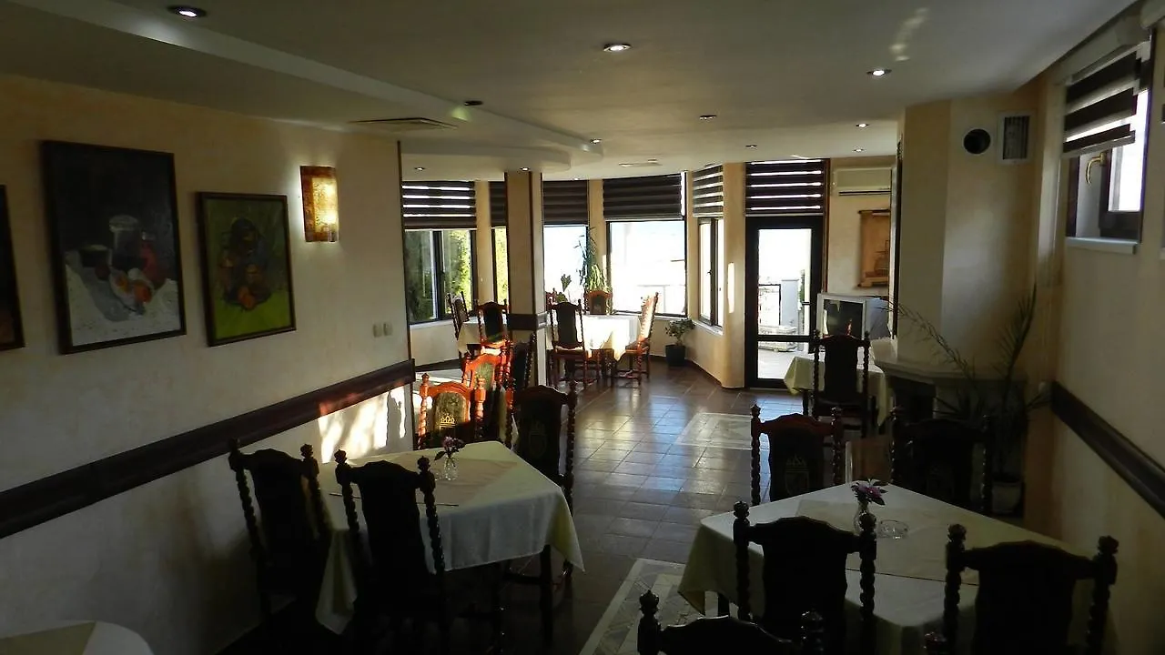 White Castle Hotel Golden Sands 3*,